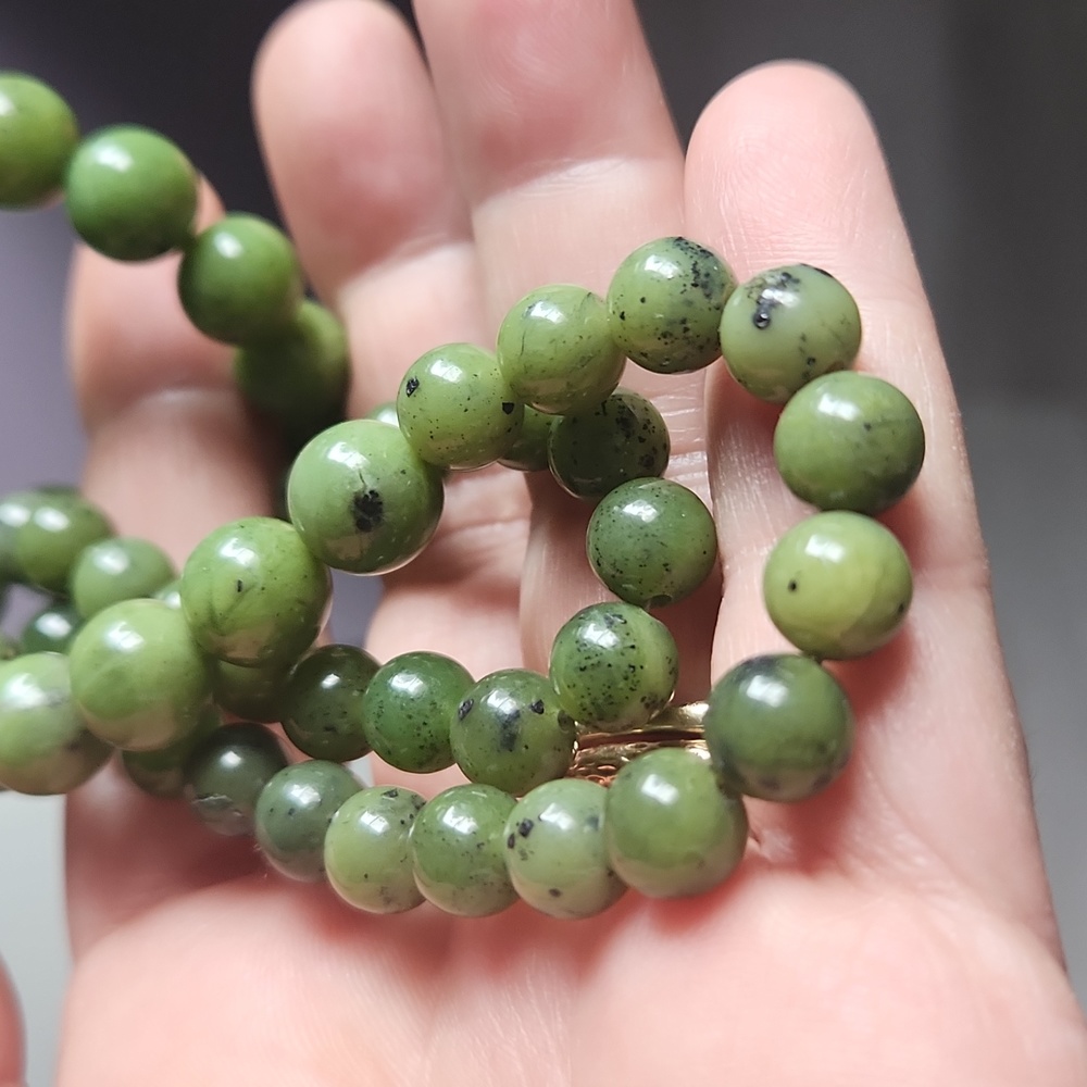 Serpentine necklace